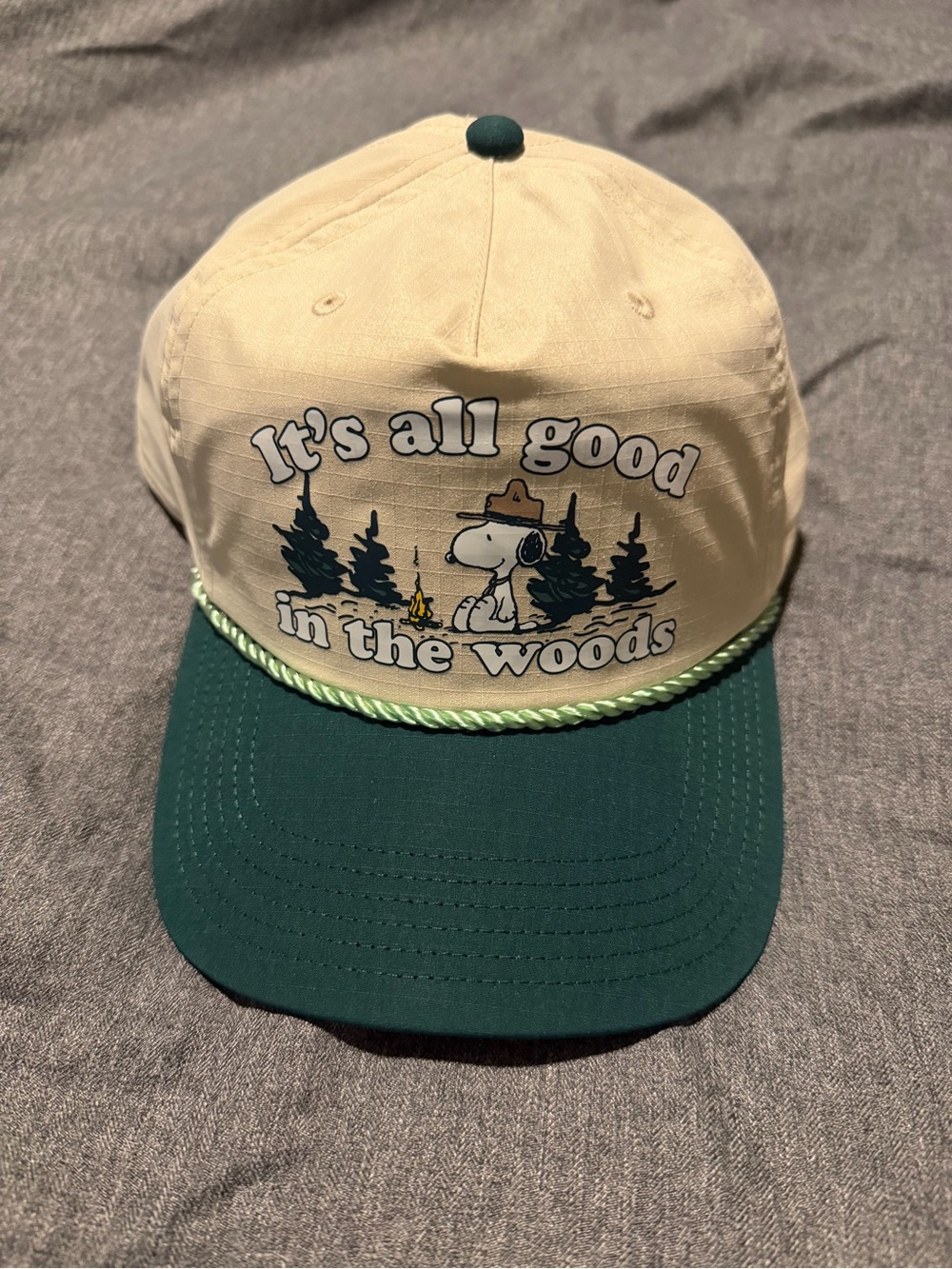 Peanuts Snoopy camping hat